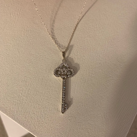Silver Crystal Key Necklace - Picture 4 of 5